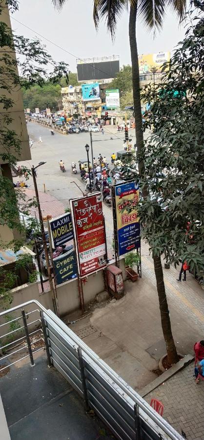 City Palace Hotel होटल सिटी पैलेस Нашик Екстер'єр фото